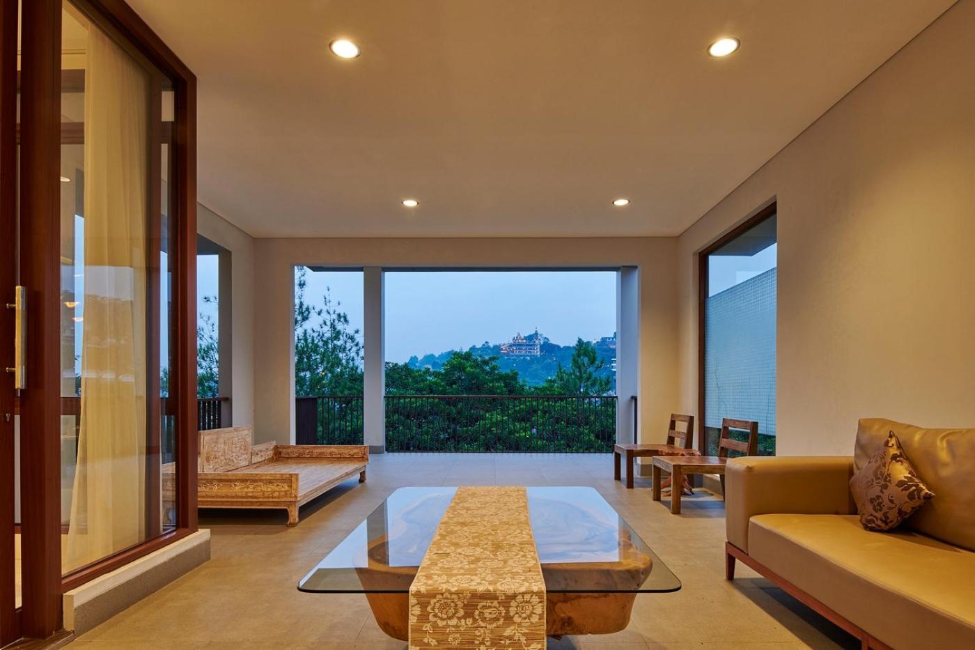 Asmaya Hill View Villa 7 Bedrooms With A Private Swimming Pool 万隆 外观 照片